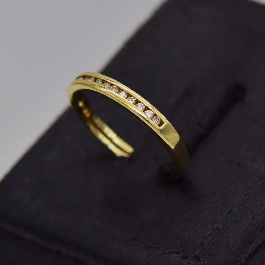 9ct Yellow Gold Half Eternity Ring - View 3