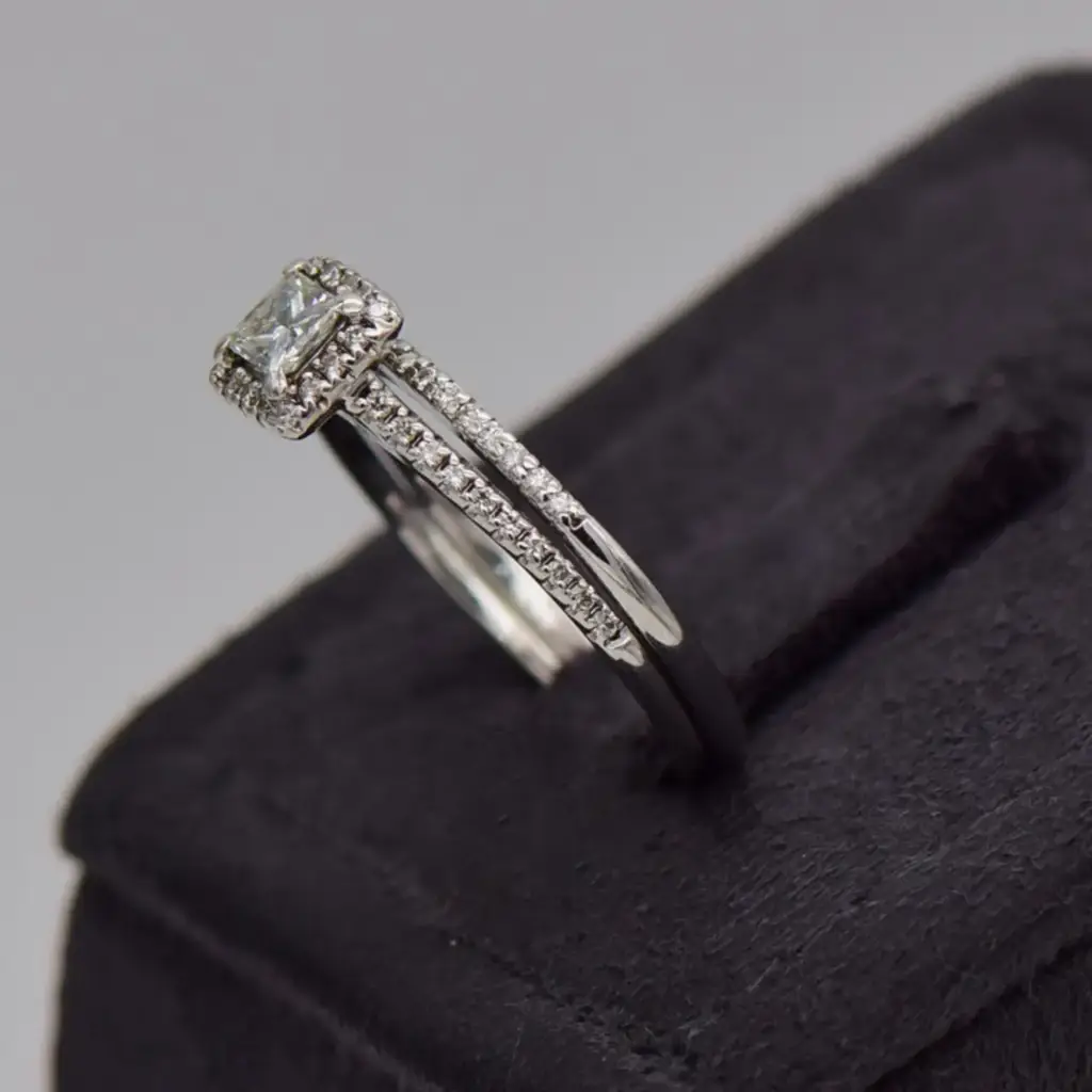 9ct White Gold Wedding Ring Twin Set - View 3
