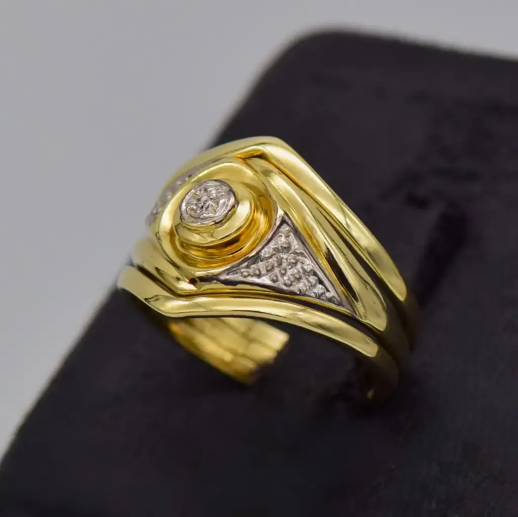 9ct Yellow Gold Wedding Ring Trip Set - View 3