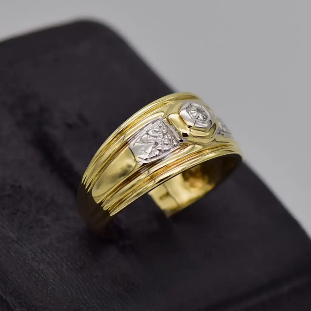 9Ct Yellow Gold Dress Ring - View 2