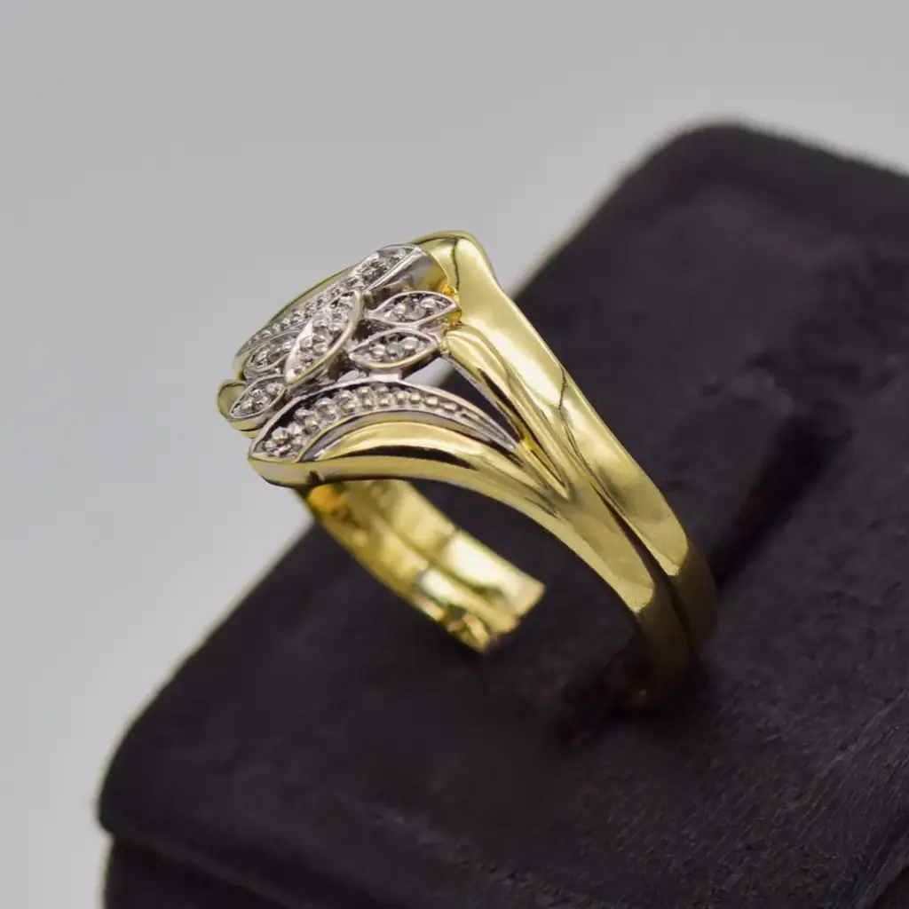 9ct Yellow Gold Wedding Ring Twin Set - View 3