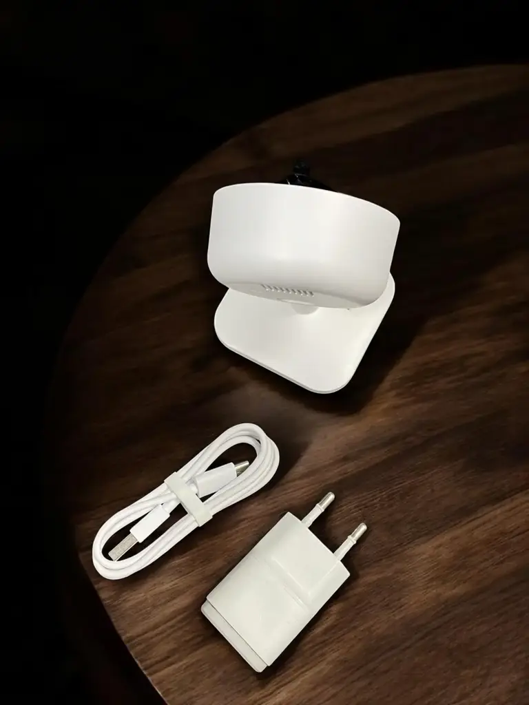 Yale Smart Indoor Camera 1080P - View 3