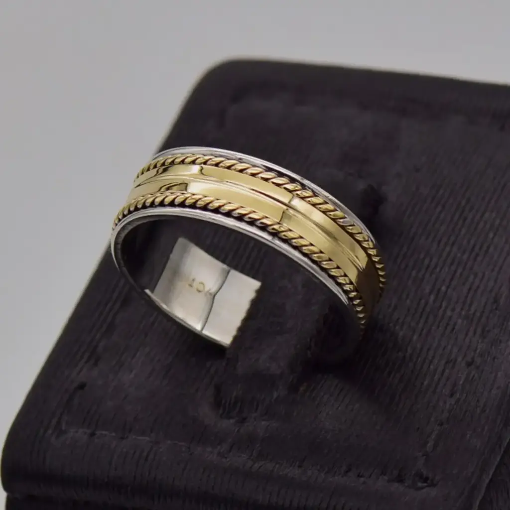 9ct Two Tone Wedding Band Patterned - View 3