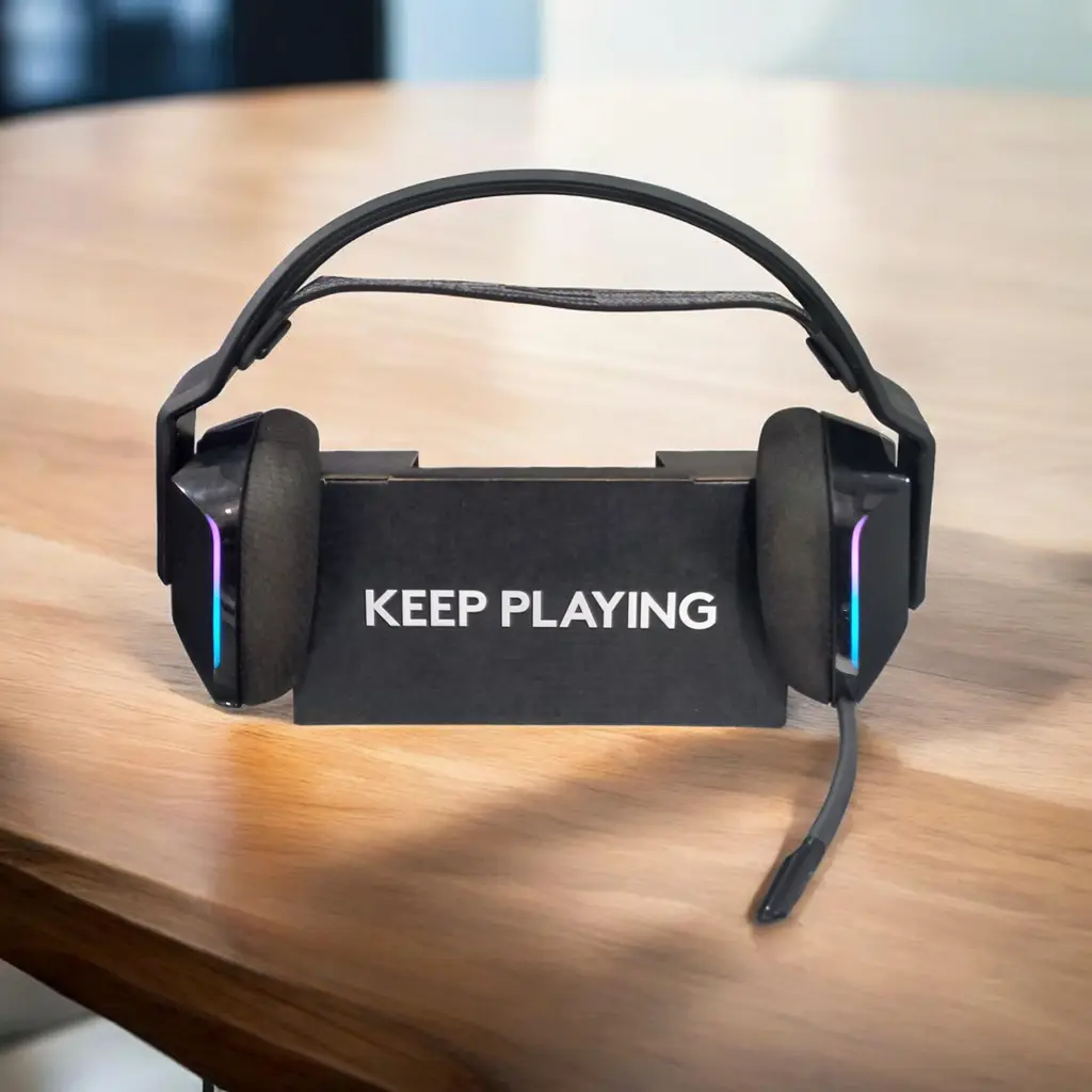 Logitech G733 Lightspeed Rgb Wireless Gaming Headset - View 2