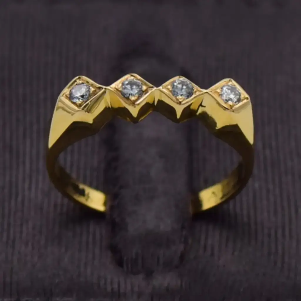 18ct Yellow Gold Dress Ring