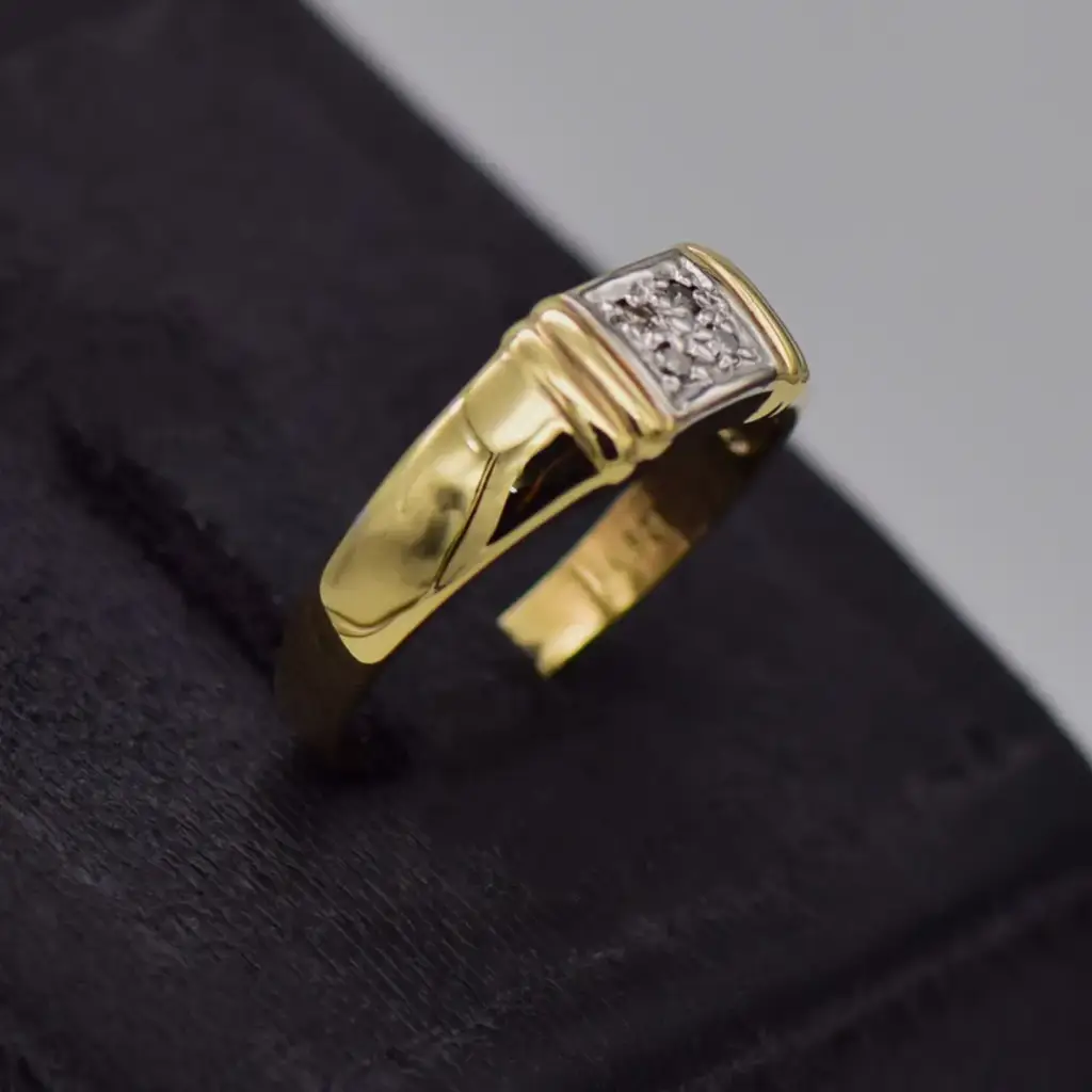 9ct Yellow Gold Dress Ring - View 2
