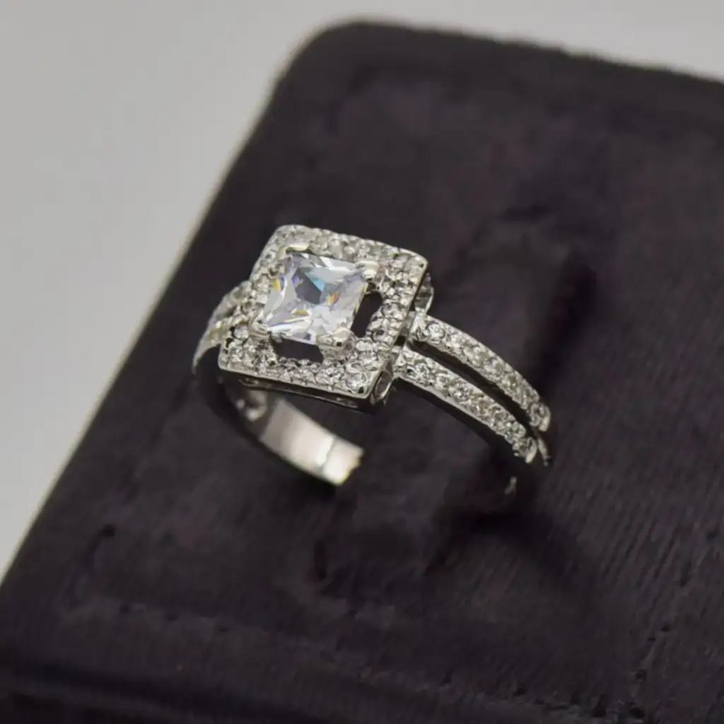 9ct White Gold Dress Ring - View 3
