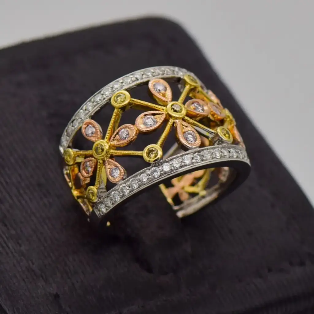 18ct Tri Colour Dress Ring - View 2