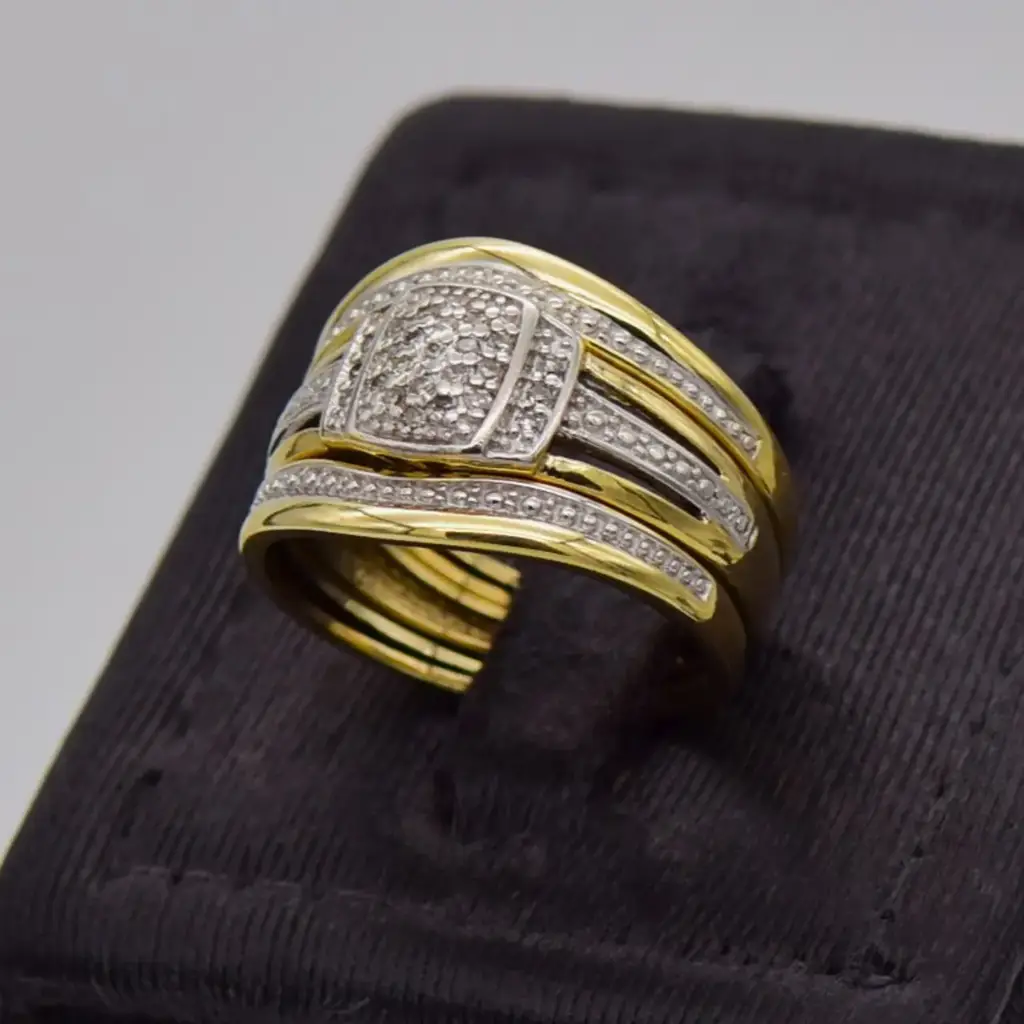 9ct Yellow Gold Wedding Ring Trip Set - View 3