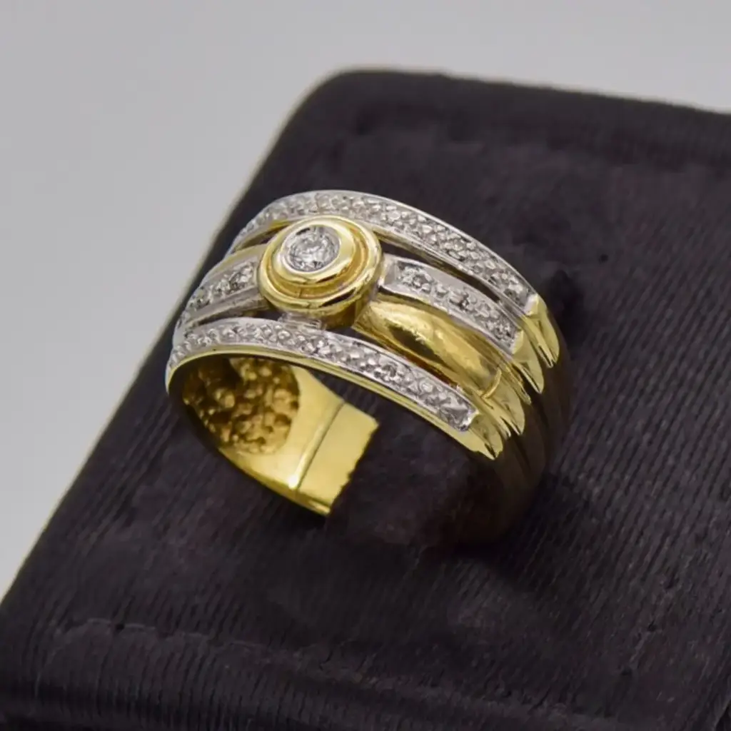 9ct Yellow Gold Dress Ring - View 3