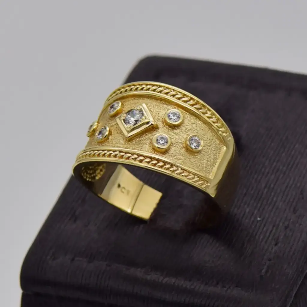 9ct Yellow Gold Dress Ring - View 3