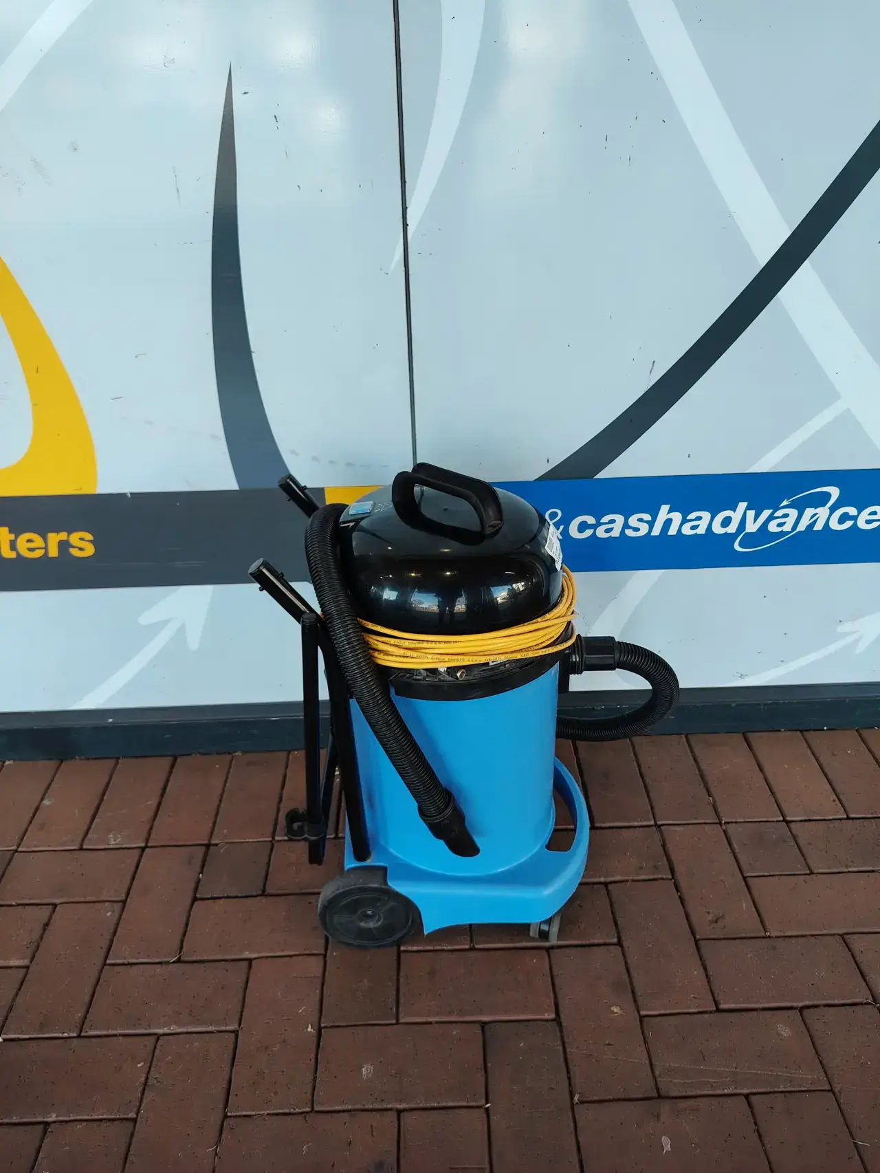 Numatic Vaccum | Ct470-2 - View 2