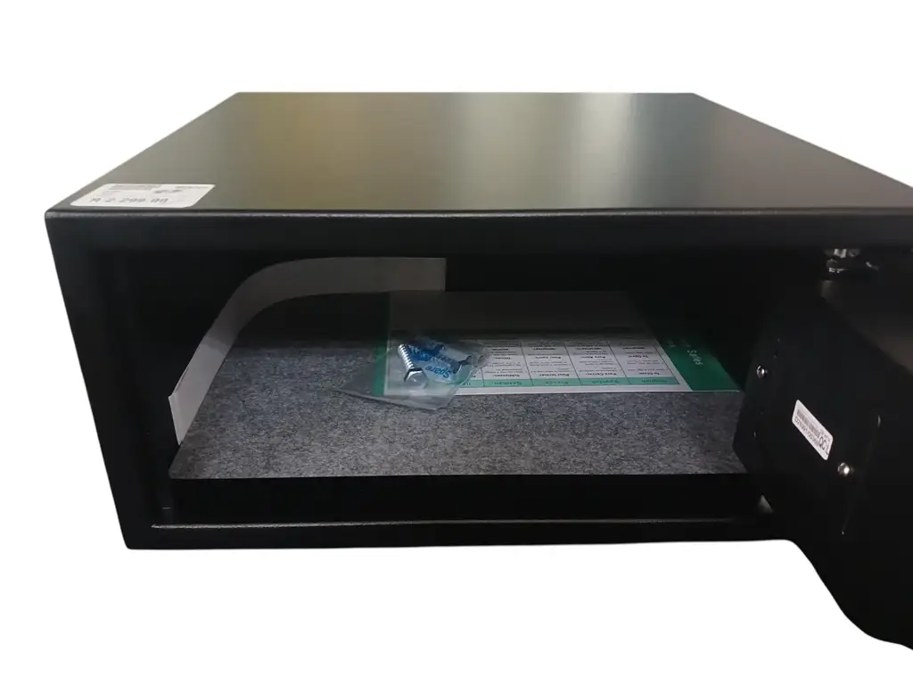 Mascot Digital Electronic Safe - View 3