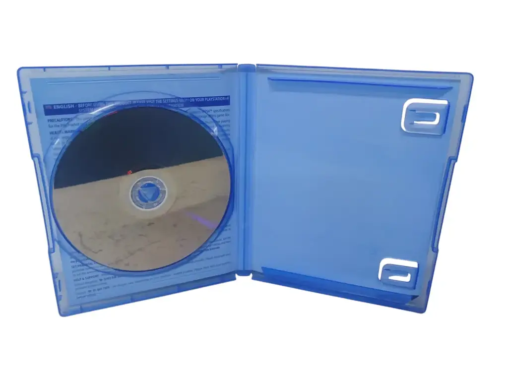 Playstation 4 The Last Guardian Game Disc - View 3