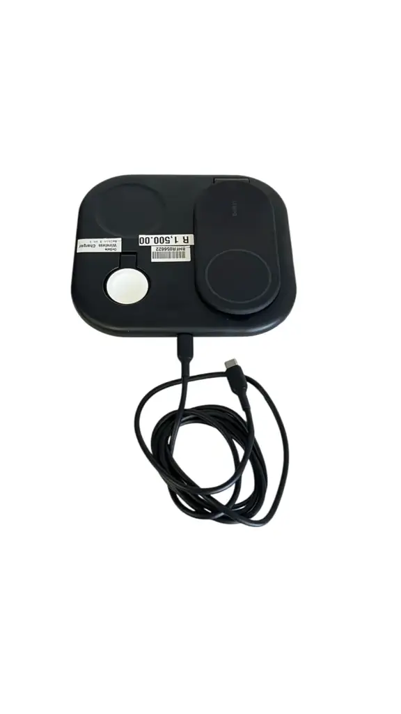 Belkin Boostcharger 3 In 1 Magnetic Foldable Charger - View 3