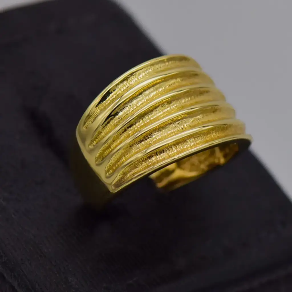9ct Yellow Gold Dress Ring - View 2