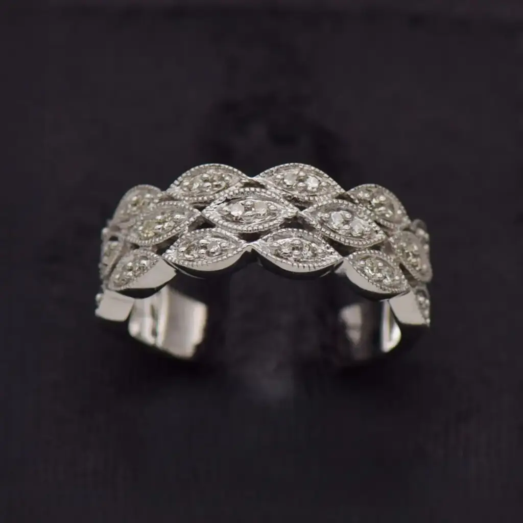 9ct White Gold Dress Ring