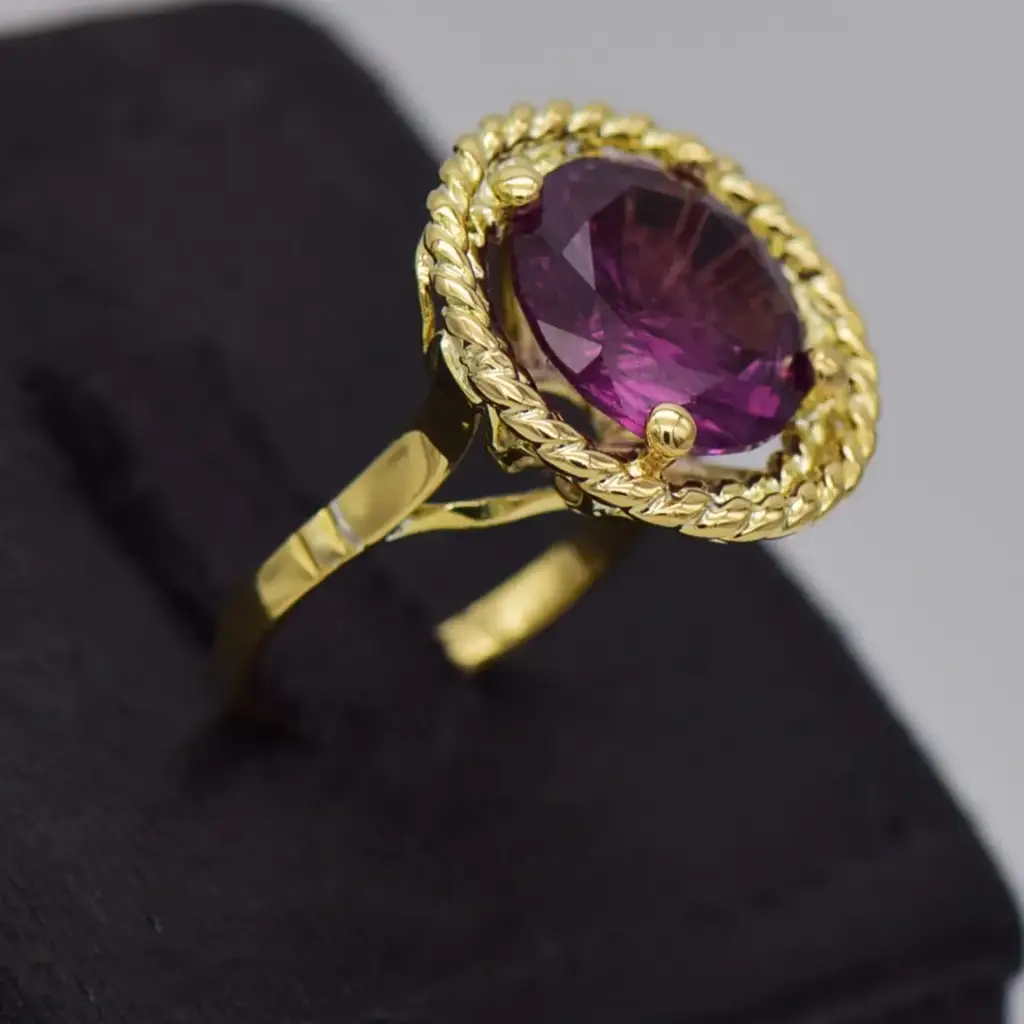 18ct Yellow Gold Dress Ring - View 2