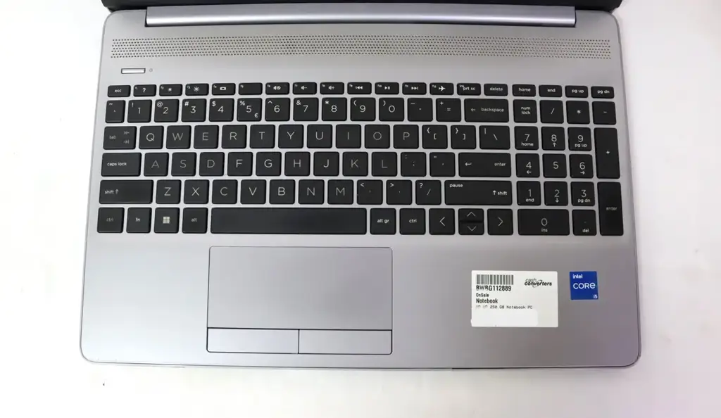 Hp 250 G8 Laptop - View 4
