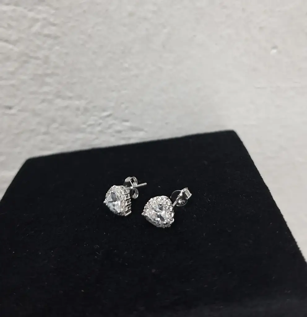 925 Silver Heart Sser 334 Ladies Earrings - View 2