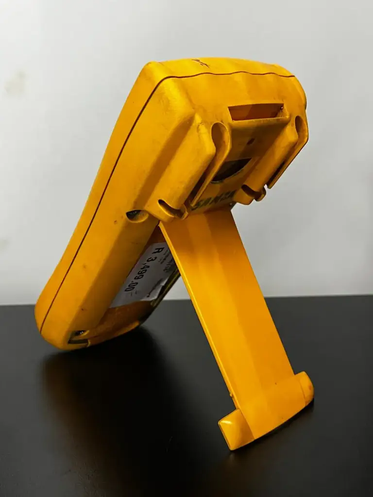 Fluke 177 True-Rms Digital Multimeter - View 2