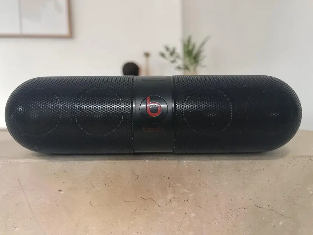 Beats Pill B0513 Bluetooth Speaker