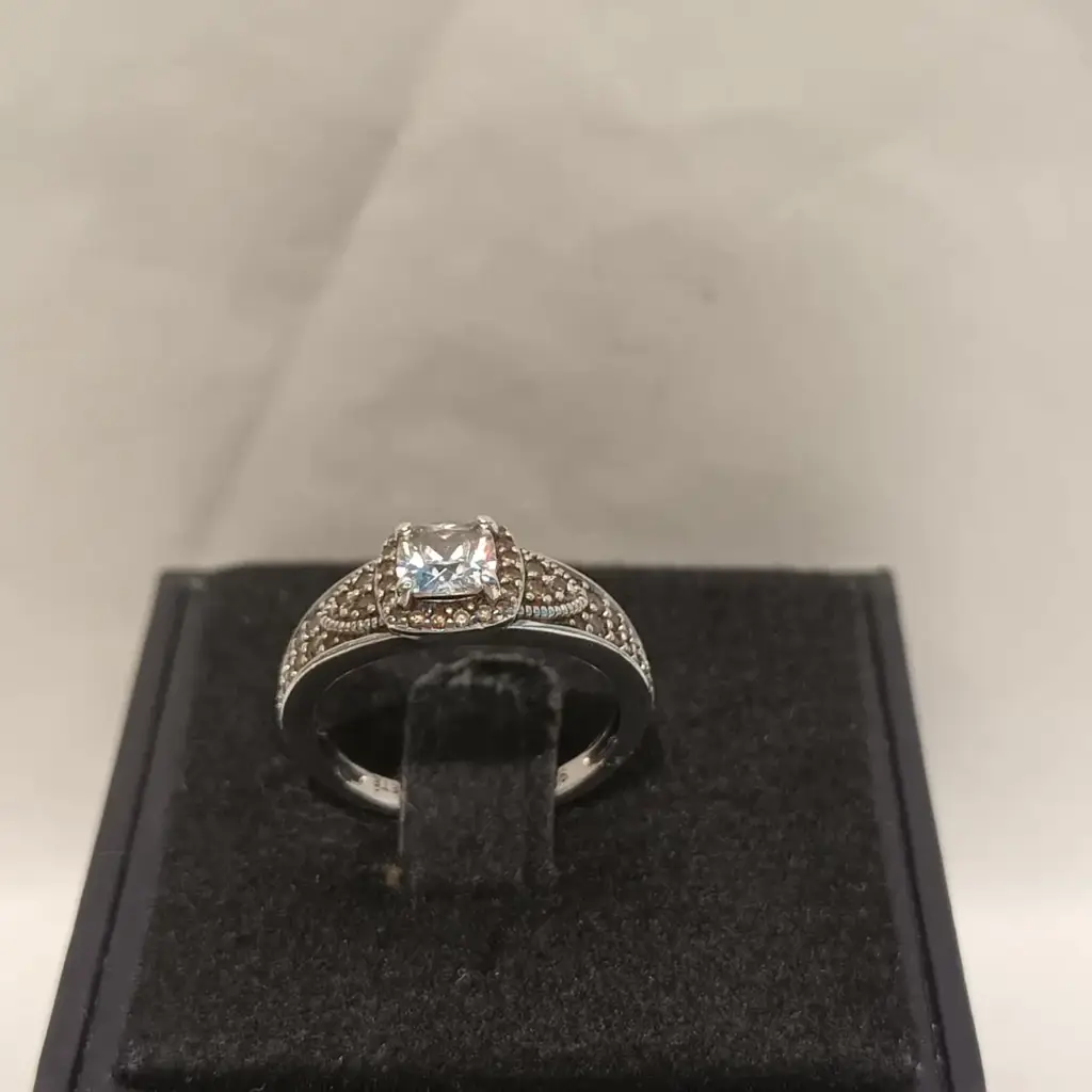 Sterling Silver 925 Ladies Dress Ring (Size K)
