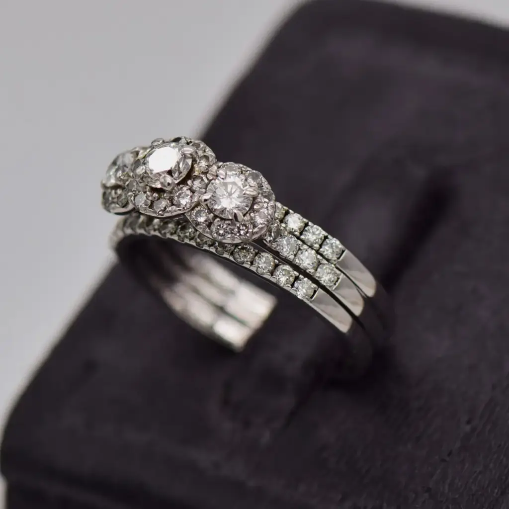 18ct White Gold Wedding Ring Trip Set - View 3
