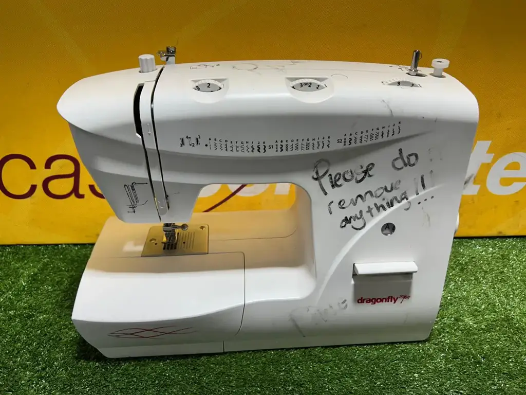 Dragonfly 2288 - Domestic Sewing Machine - View 2