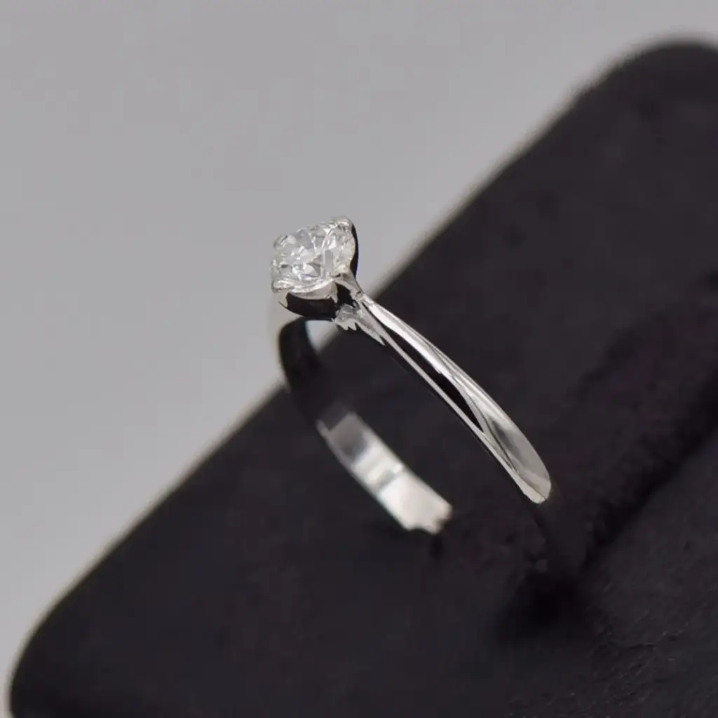 18ct White Gold Engagement Ring - View 3