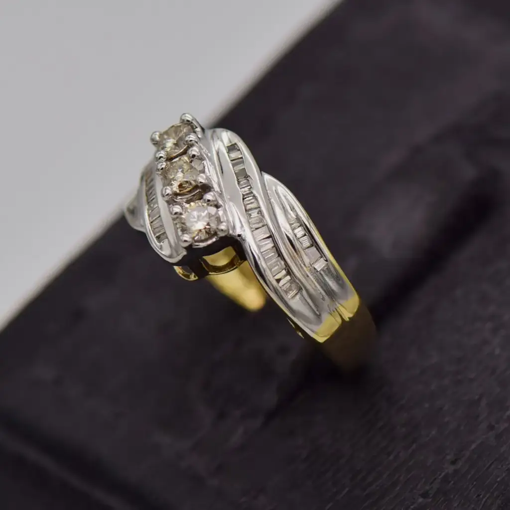10Ct Yellow Gold Dress Ring - View 3