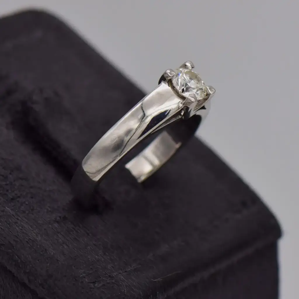 18ct White Gold Solitaire Ring - View 2