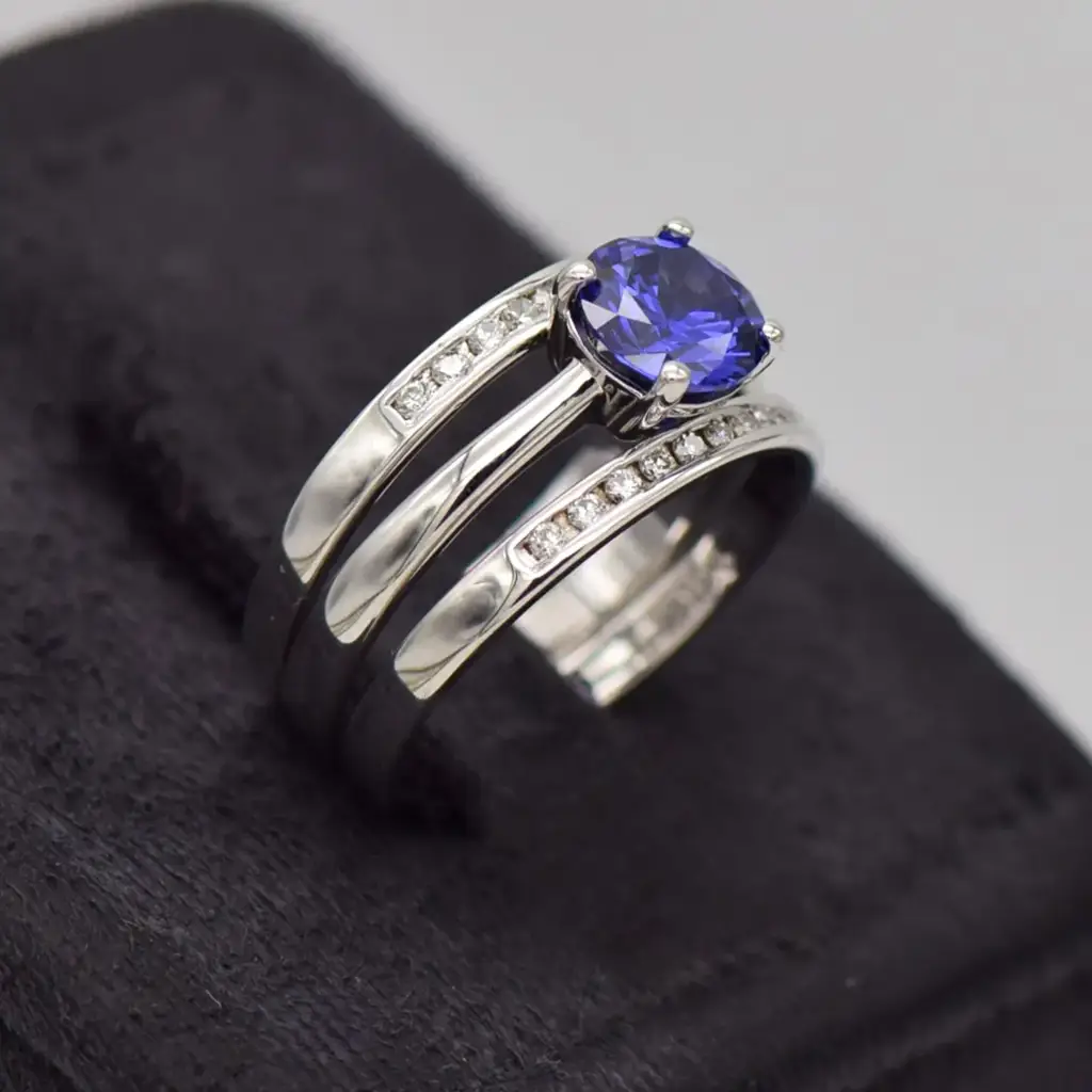 9ct White Gold Wedding Ring Trip Set - View 2