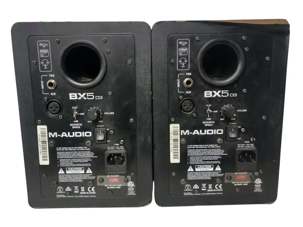 M-Audio Bx5 D3 Pair (Studio Monitors) 220-240V - View 3