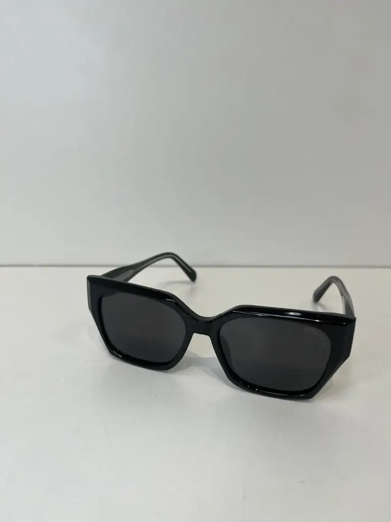 Poetry 66512 C1 Unisex Sunglasses - View 2