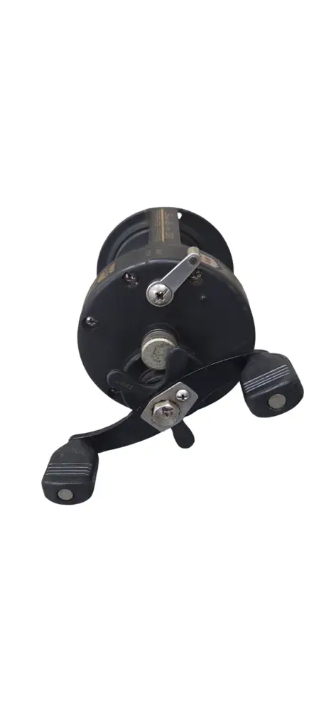 Okuma Sea Bear 300 Fishing Reel - View 3