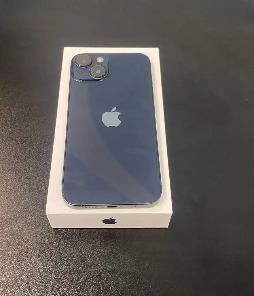 Apple Iphone 14 - View 3