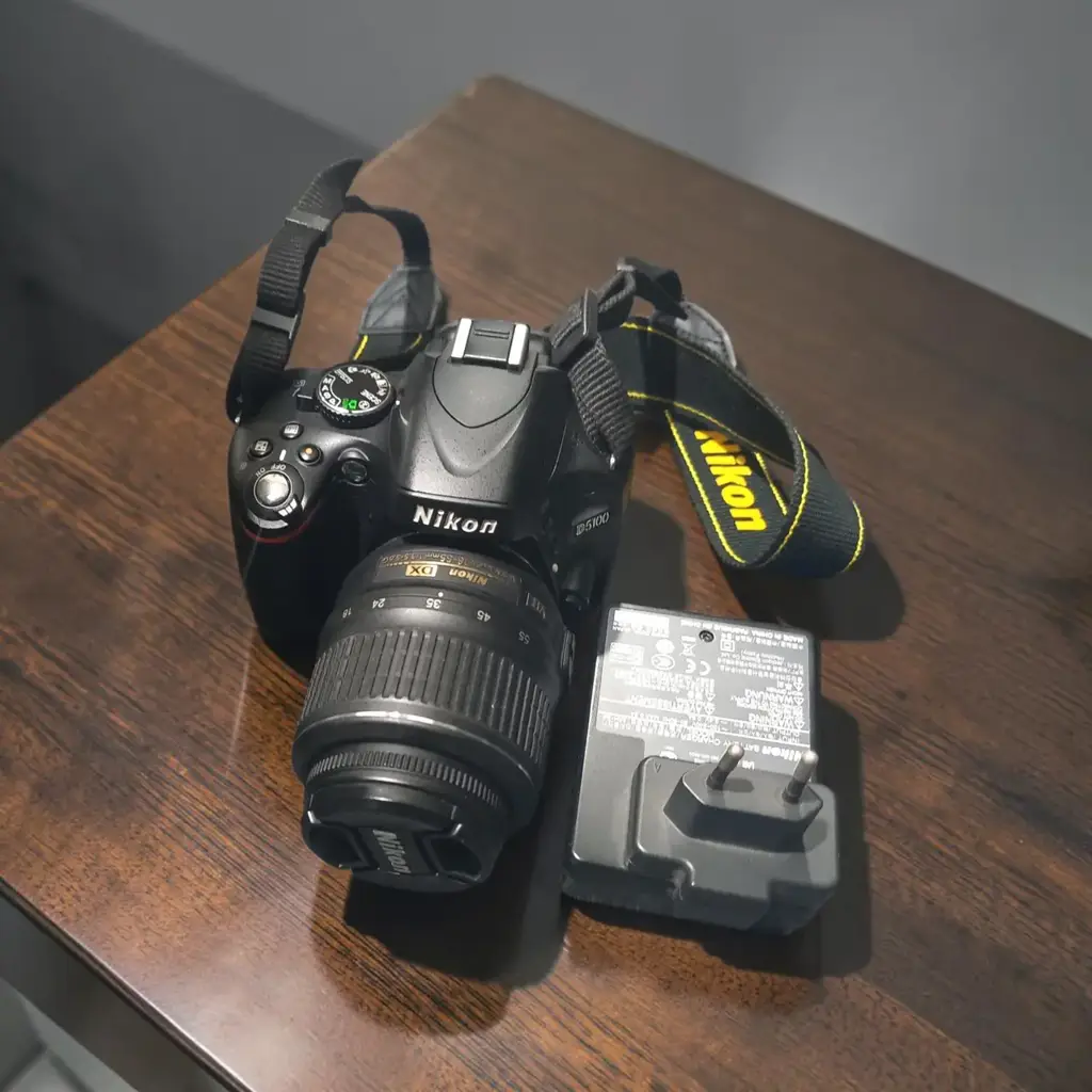 Nikon D5100