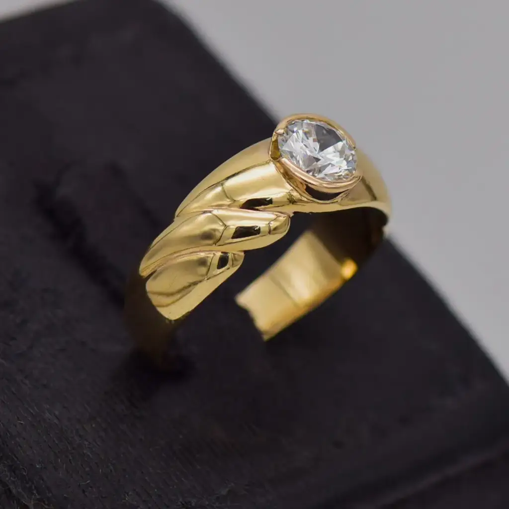 9ct Yellow Gold Dress Ring - View 2
