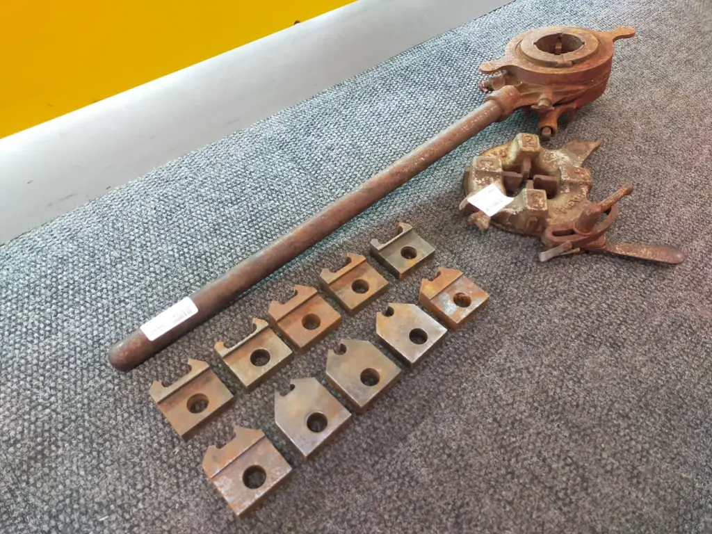 Riggid Pipe Threader Set - View 4
