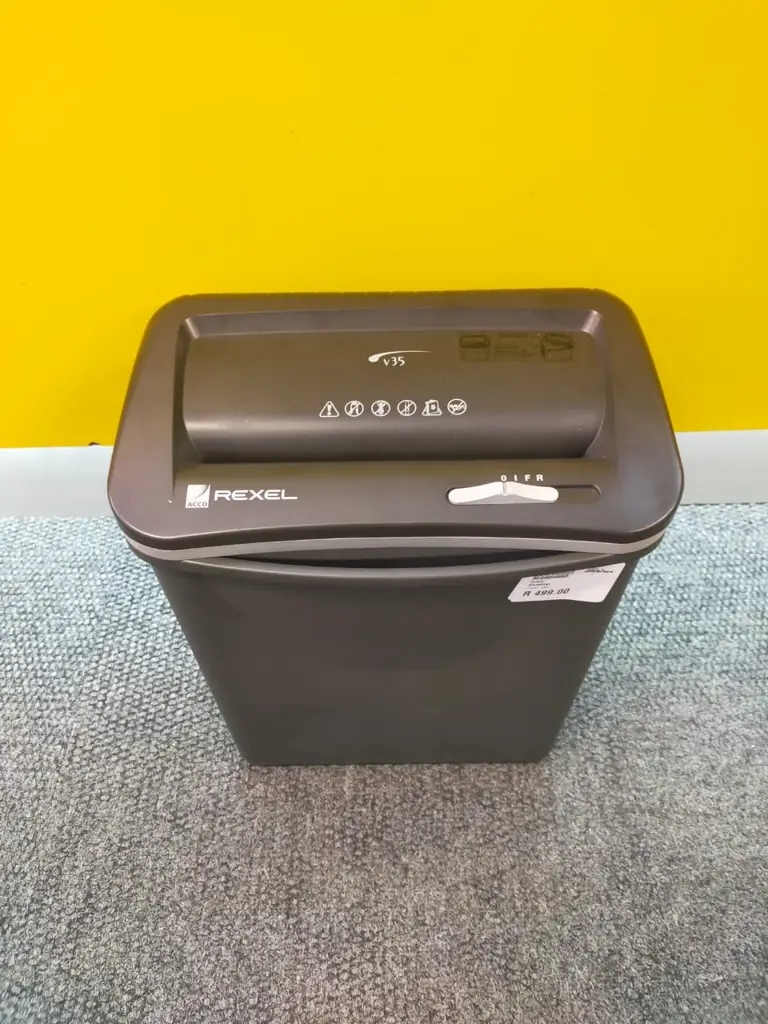 Rexel V35ws 2101843 Manual Cross Cut Shredder - View 4