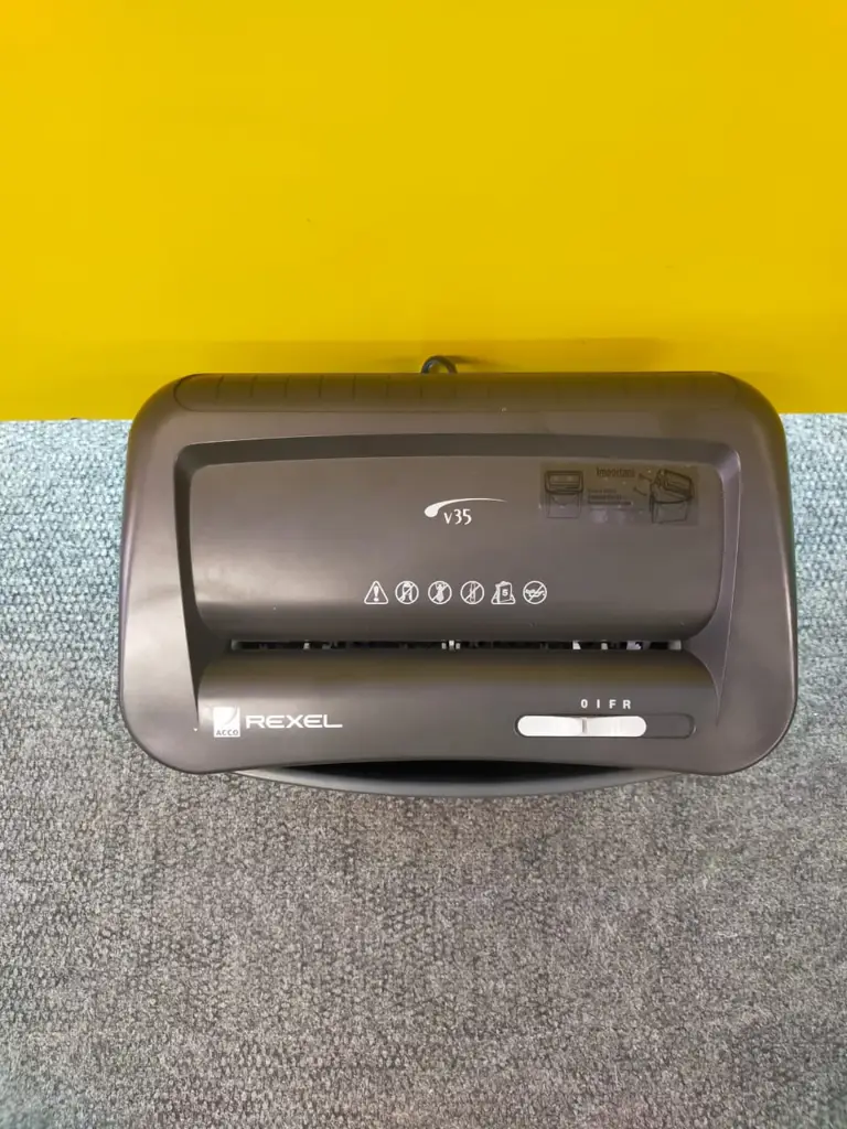 Rexel V35ws 2101843 Manual Cross Cut Shredder - View 5