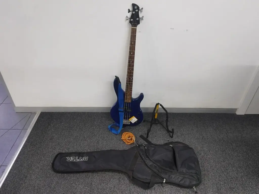 Yamaha 4 String Bass Guitar - View 2