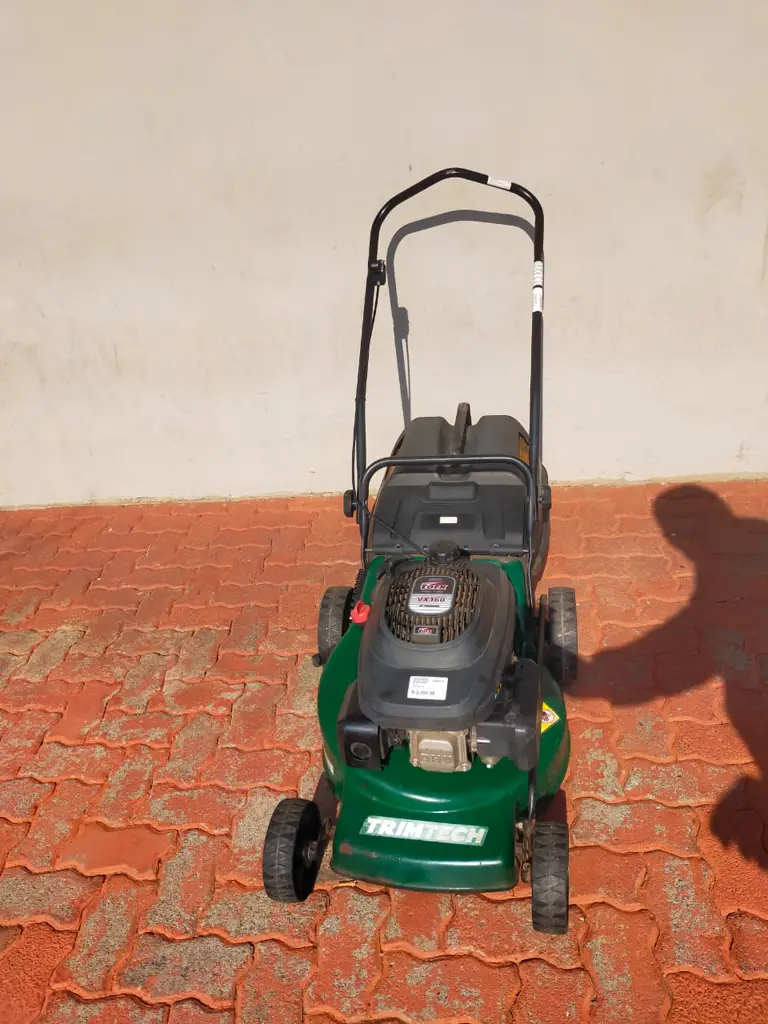 Trimtech Vx160 4-Stroke Petrol Lawnmower - View 2