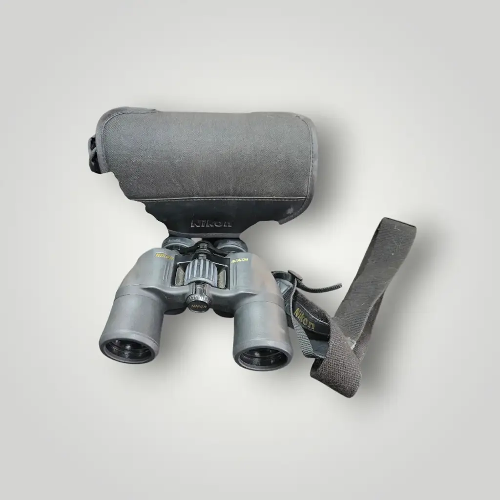 🔭 Nikon Aculon A211 8X42 Binoculars – Multi-Coated Optics