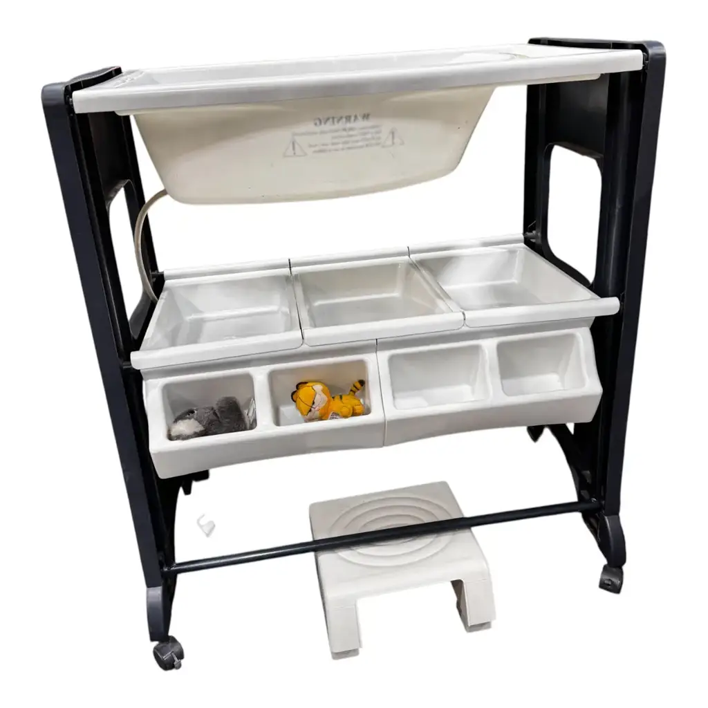 2-In-1 Baby Bath Unit And Changing Station - View 2