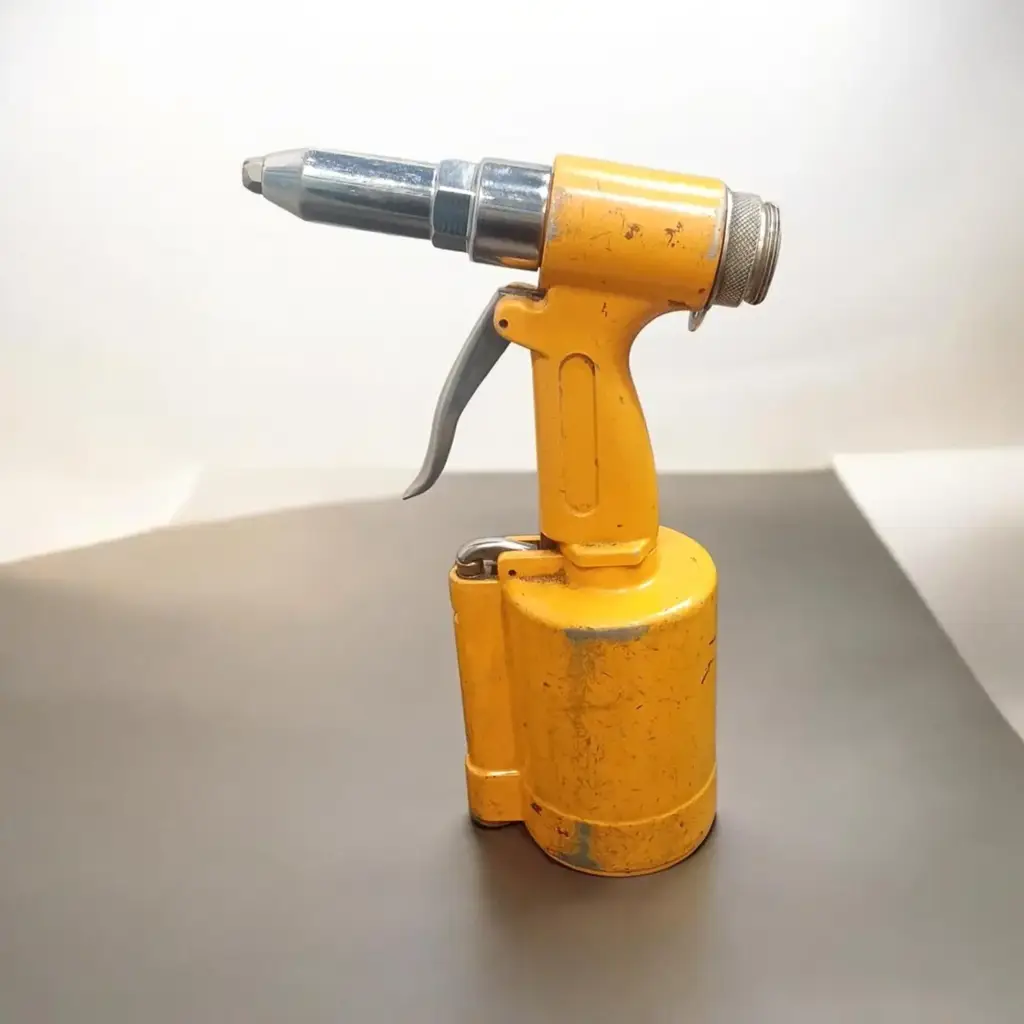Air Riveter - View 2