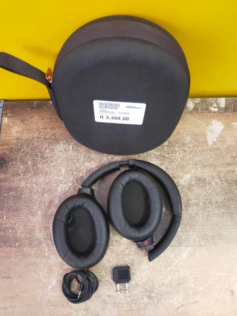 Sony Wh-1000Xm4 Wireless Noise-Canceling Headphones - Black Bluetooth Headset (Over The Ear) - View 5