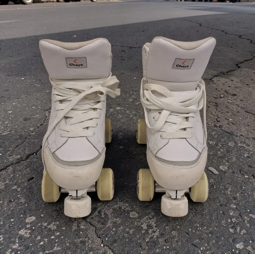 Chaya Ragnaroll Roller Skates