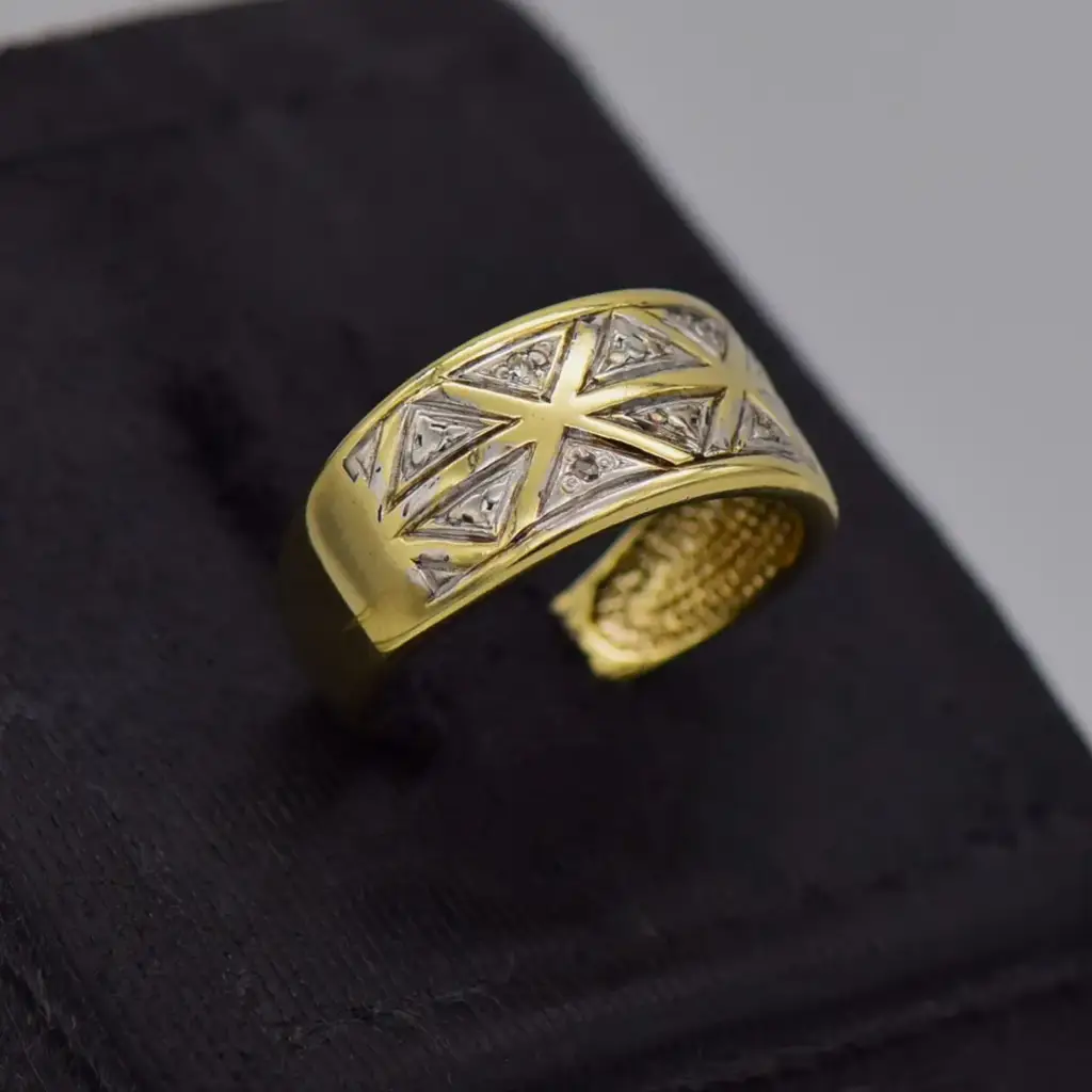 9ct Yellow Gold Dress Ring - View 2